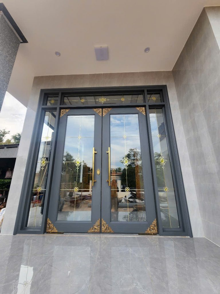 Cửa Nhôm Thử Lực 3