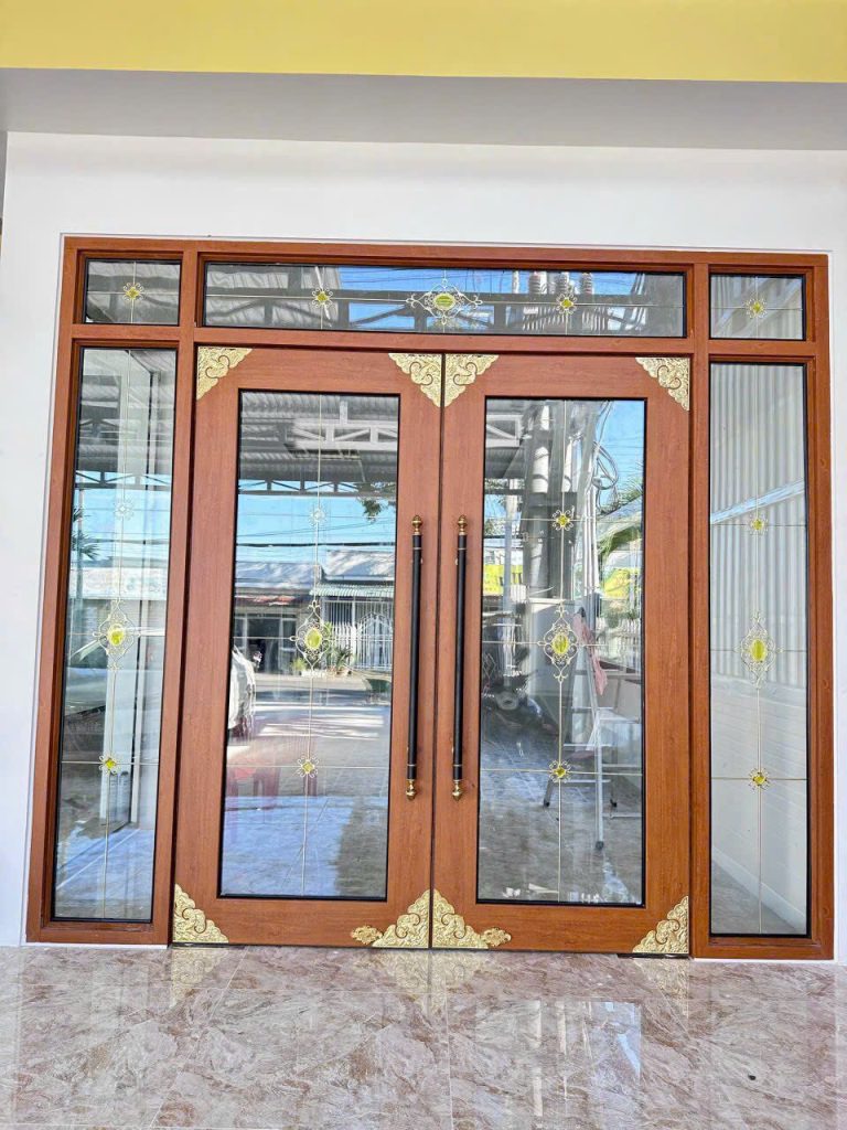 Cửa Nhôm Thử Lực 6