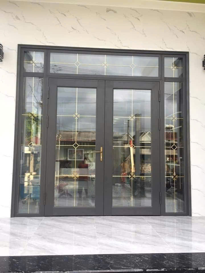 Cửa Nhôm Thử Lực 8