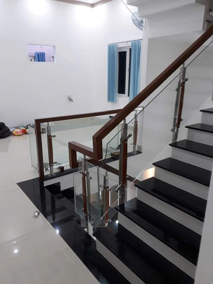 cầu thang kính 13