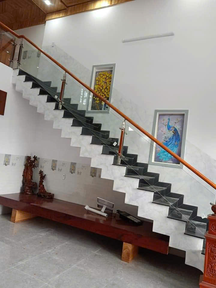 cầu thang kính 21